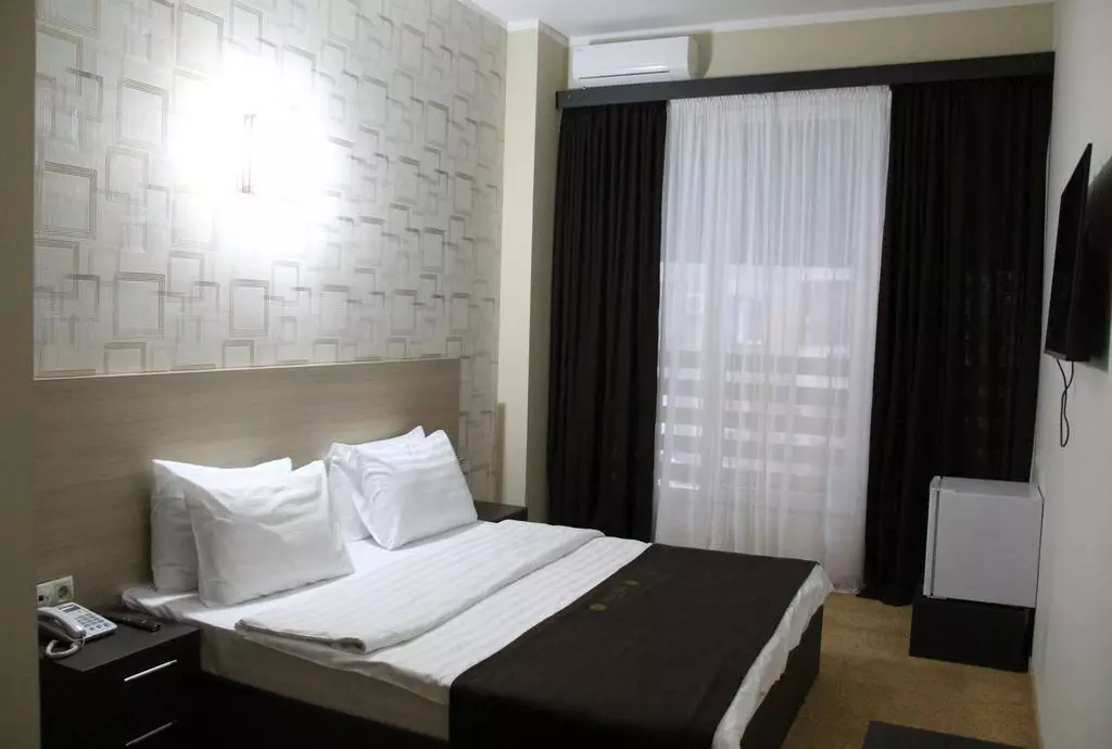 HOTEL dahlia TBILISI_shabavizparvaz_03.jpg